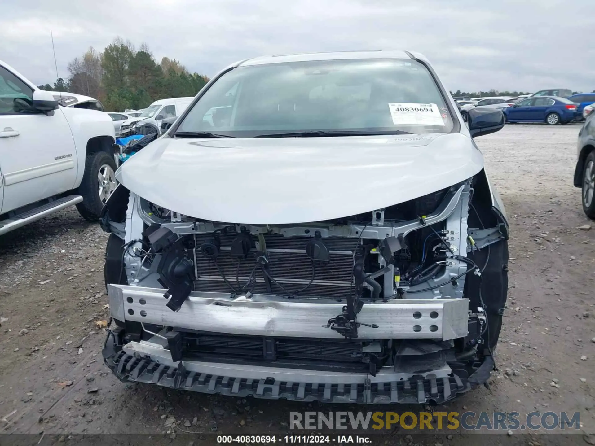 12 fotografías del automóvil dañado 5TDXSKFC1PS100637 TOYOTA SIENNA 2023