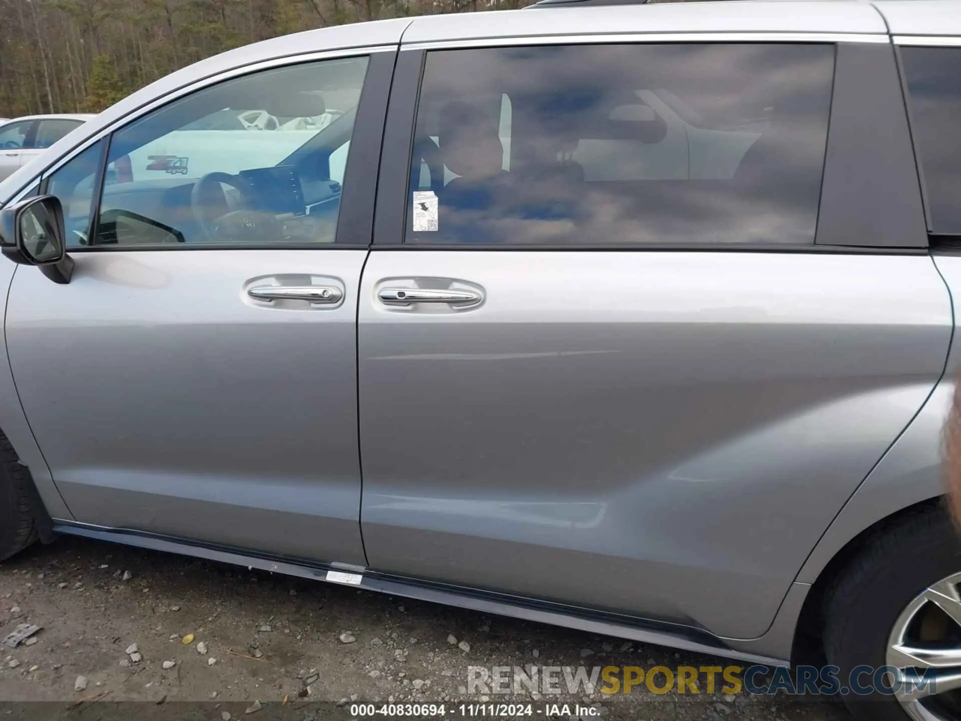 14 fotografías del automóvil dañado 5TDXSKFC1PS100637 TOYOTA SIENNA 2023