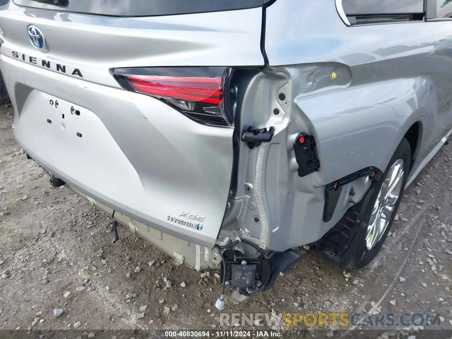 19 fotografías del automóvil dañado 5TDXSKFC1PS100637 TOYOTA SIENNA 2023