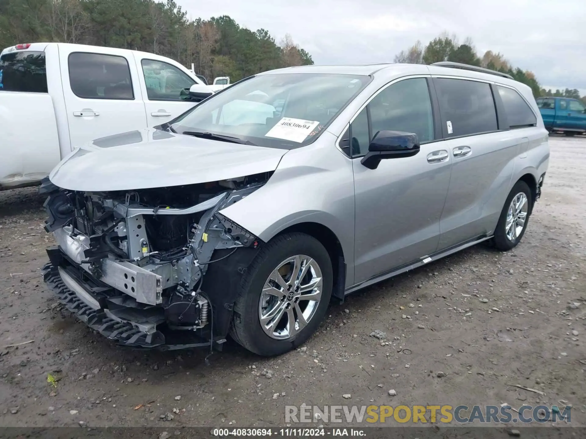 2 fotografías del automóvil dañado 5TDXSKFC1PS100637 TOYOTA SIENNA 2023