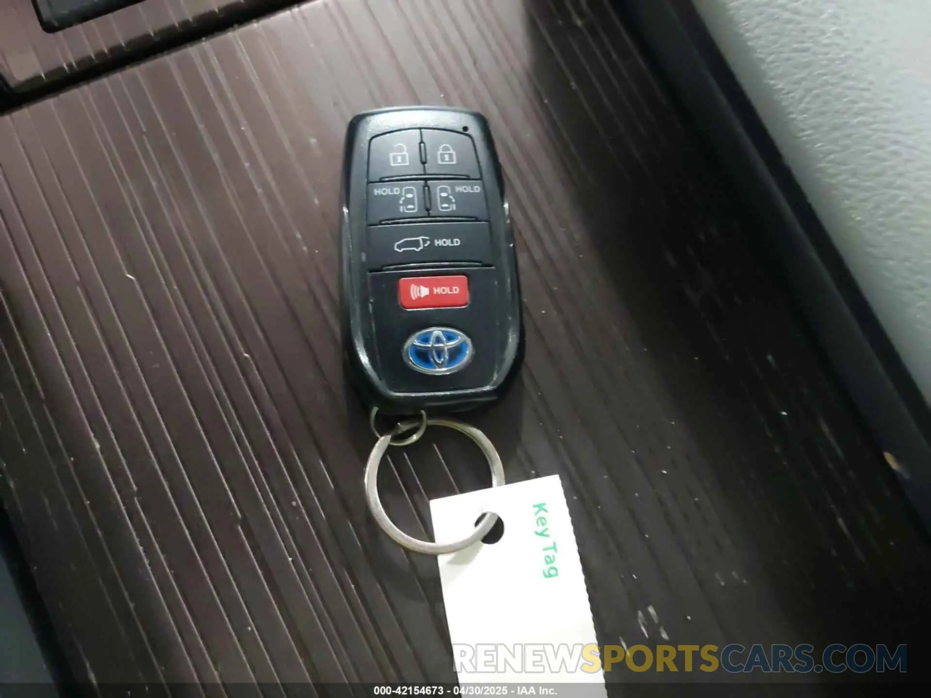 11 fotografías del automóvil dañado 5TDYRKEC5PS148076 TOYOTA SIENNA 2023