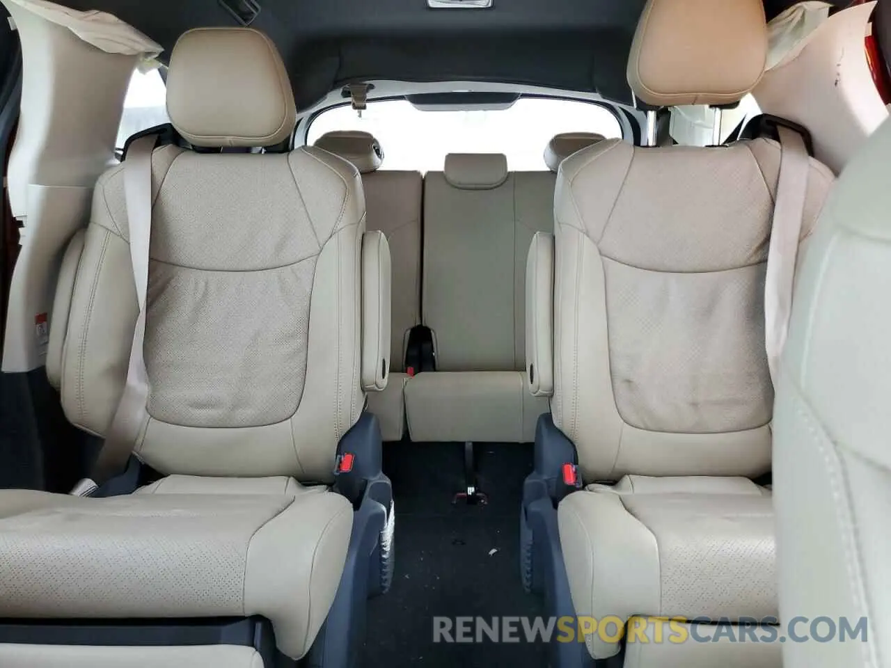 10 fotografías del automóvil dañado 5TDZRKEC1PS169592 TOYOTA SIENNA 2023