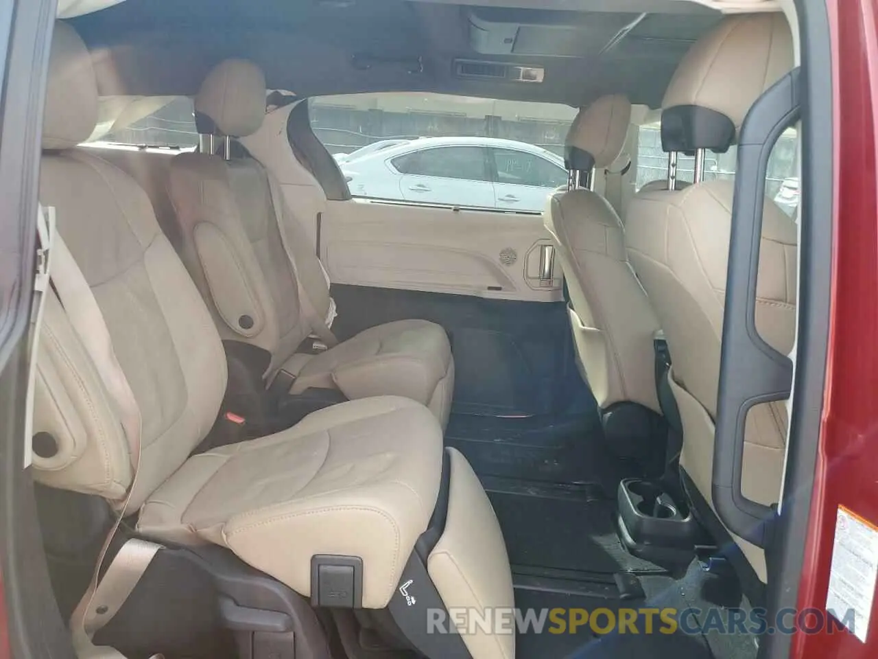 11 fotografías del automóvil dañado 5TDZRKEC1PS169592 TOYOTA SIENNA 2023