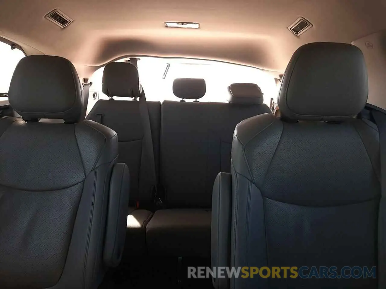 10 fotografías del automóvil dañado 5TDZRKEC3PS168542 TOYOTA SIENNA 2023