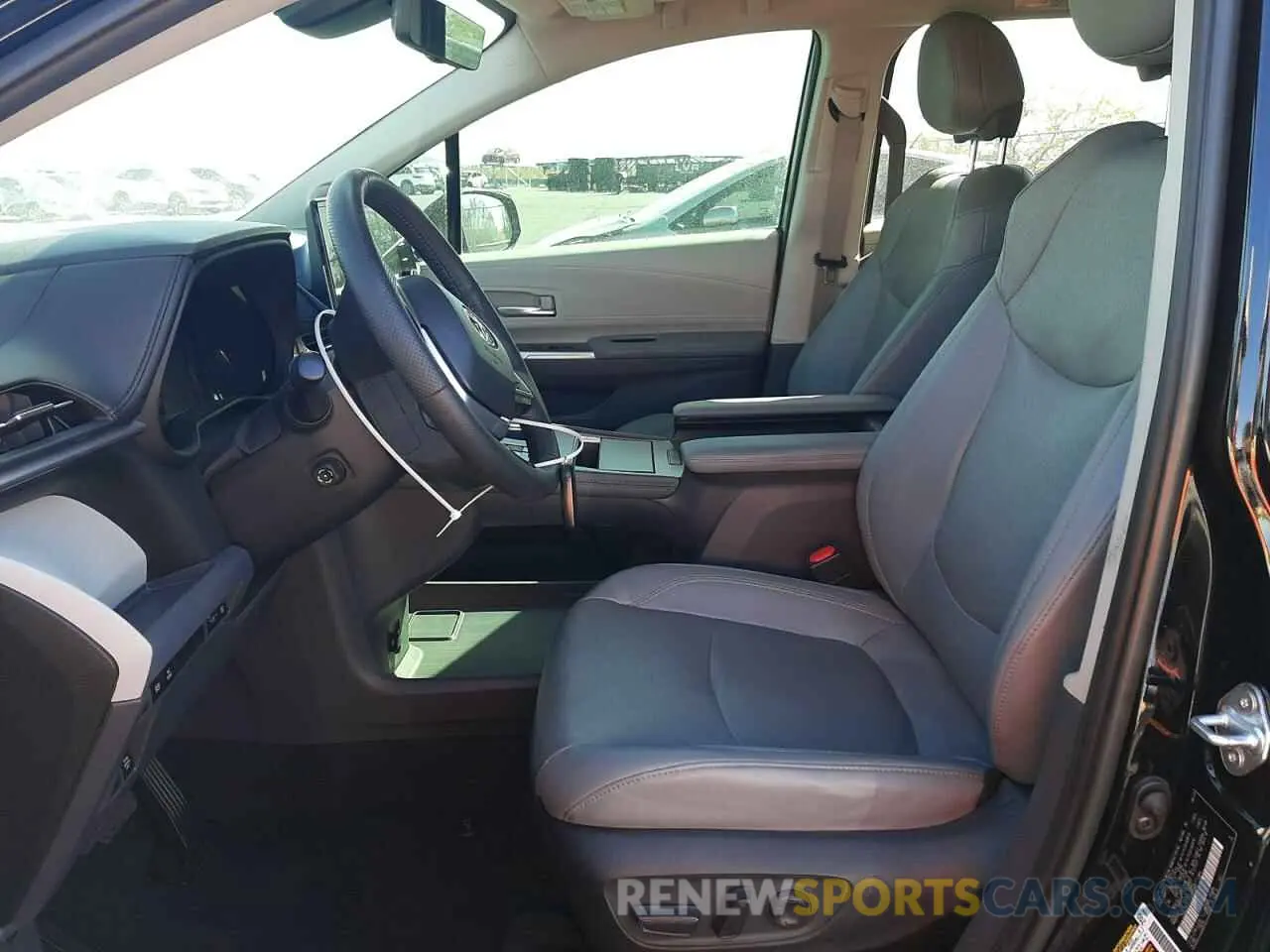 7 fotografías del automóvil dañado 5TDZRKEC3PS168542 TOYOTA SIENNA 2023