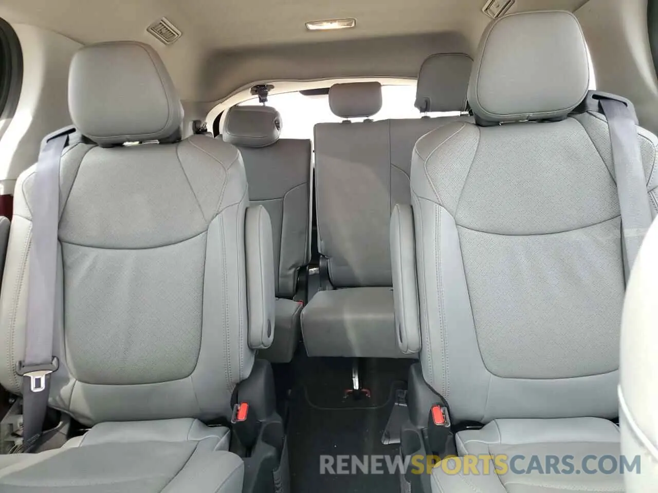 10 fotografías del automóvil dañado 5TDZRKEC4PS167769 TOYOTA SIENNA 2023