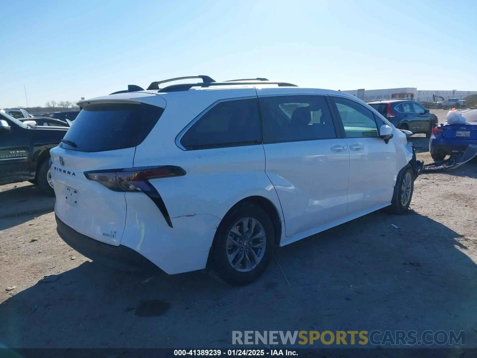 4 fotografías del automóvil dañado 5TDBRKEC0RS217006 TOYOTA SIENNA 2024