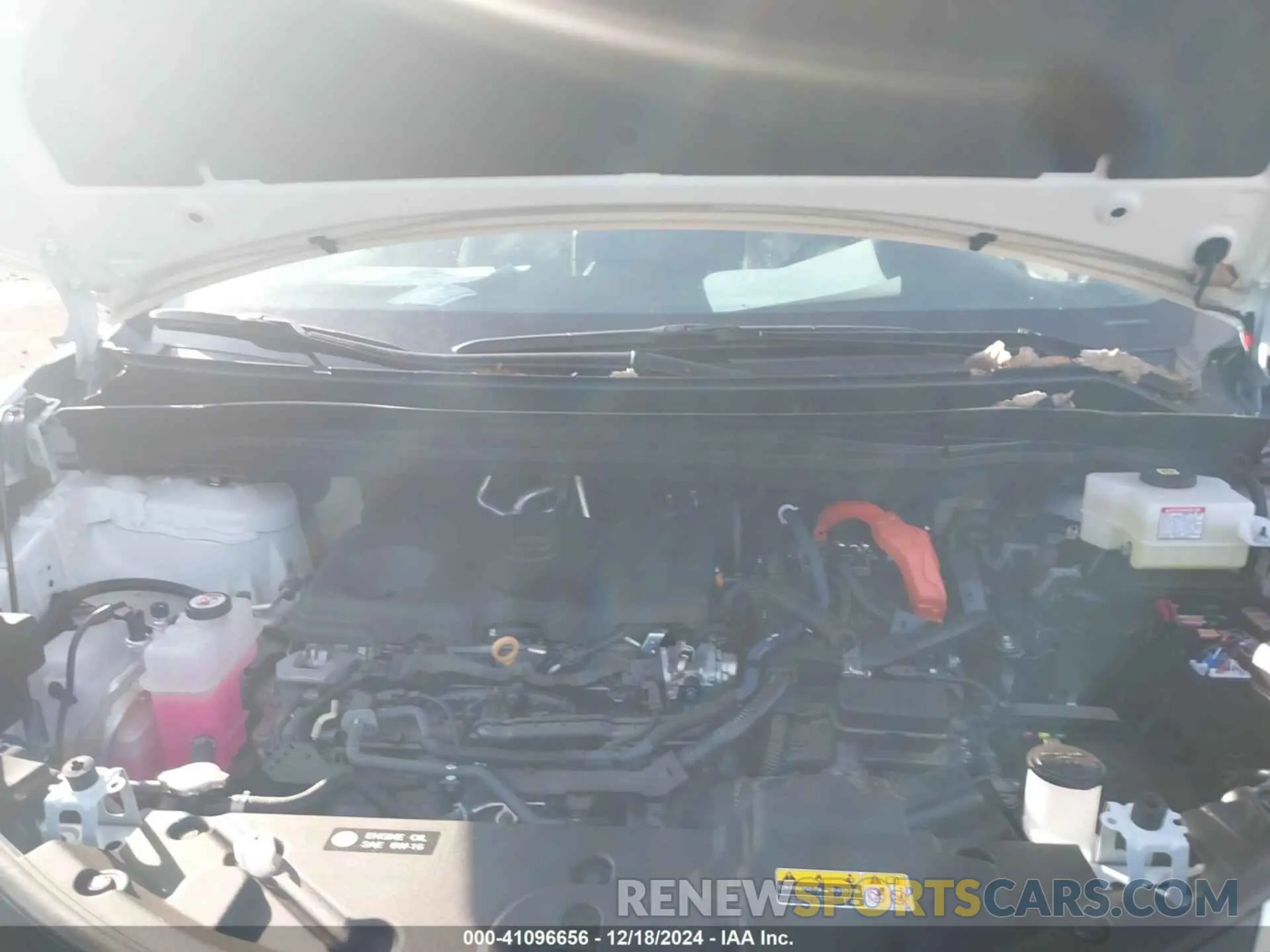 10 fotografías del automóvil dañado 5TDBSKFC9RS138713 TOYOTA SIENNA 2024