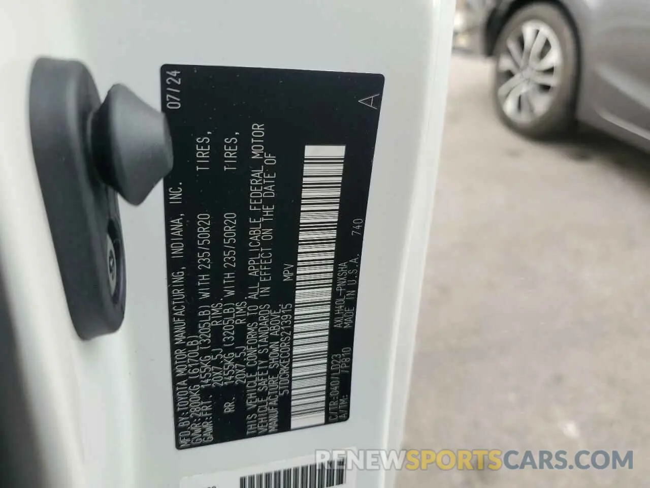 13 fotografías del automóvil dañado 5TDCRKEC0RS213915 TOYOTA SIENNA 2024