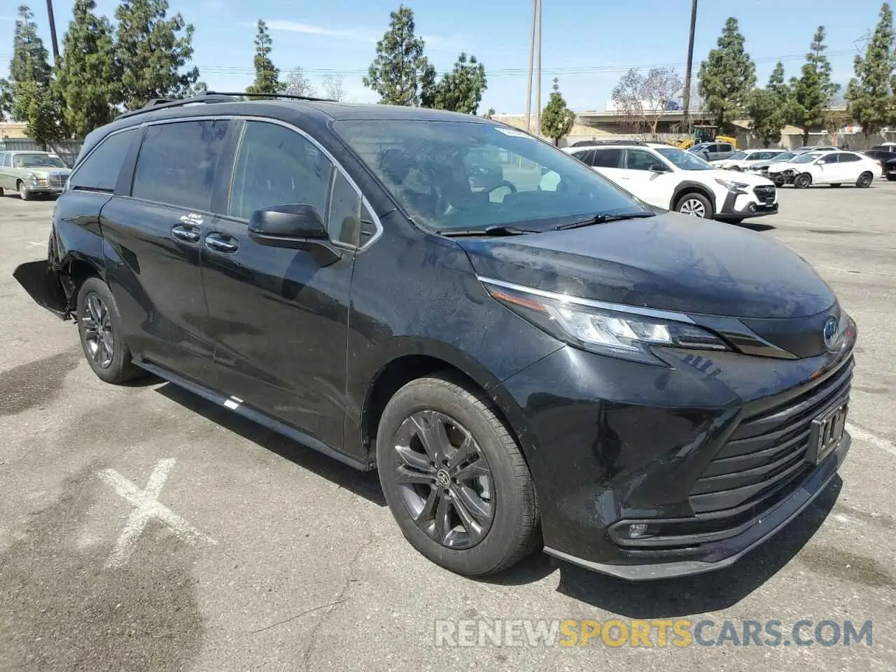 4 fotografías del automóvil dañado 5TDCSKFC4RS117272 TOYOTA SIENNA 2024