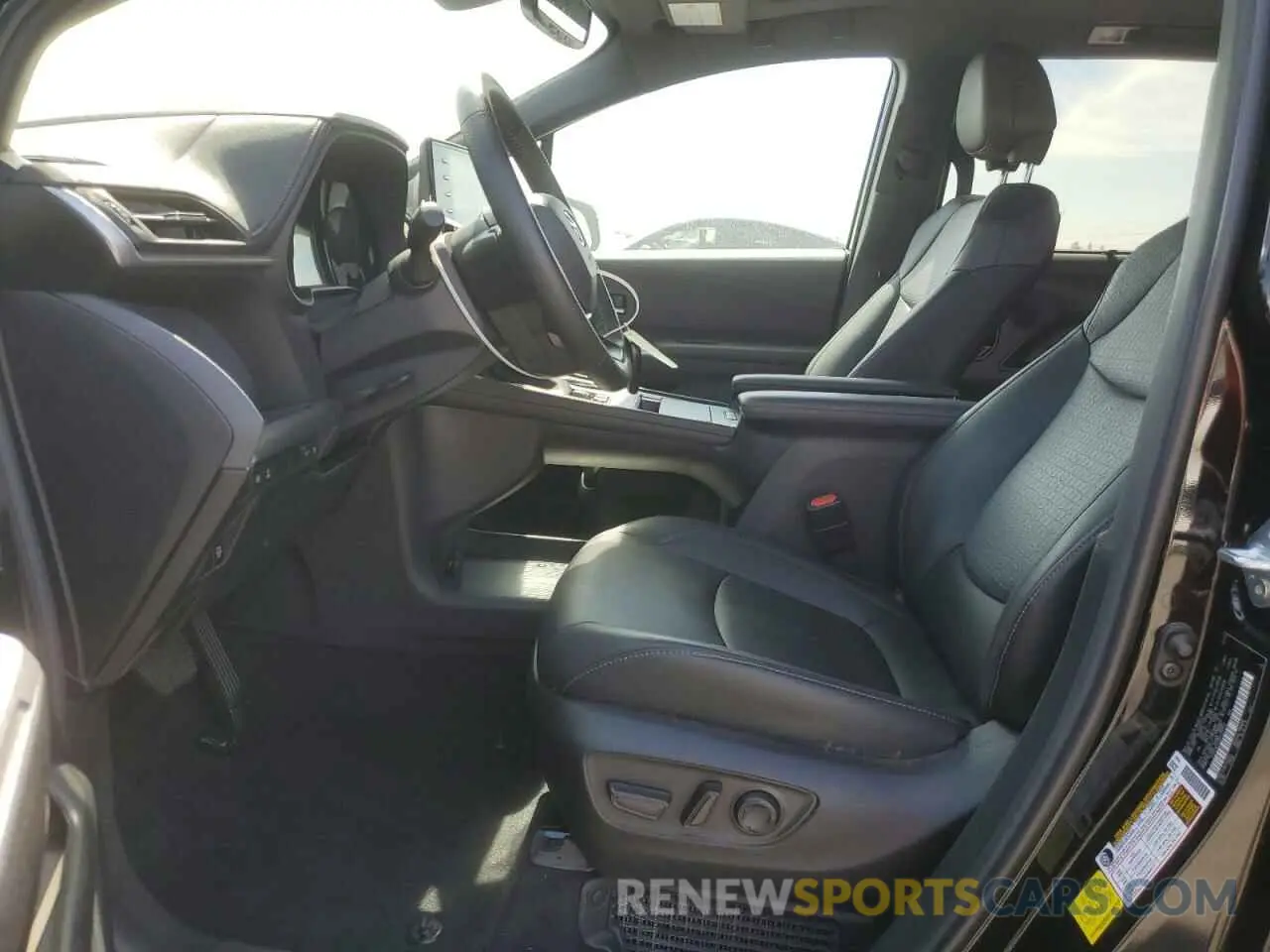 7 fotografías del automóvil dañado 5TDCSKFC4RS117272 TOYOTA SIENNA 2024
