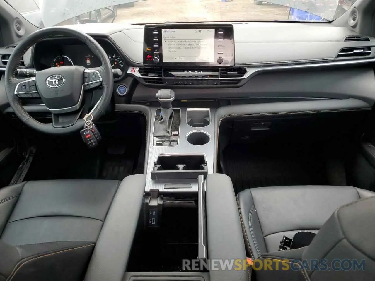 8 fotografías del automóvil dañado 5TDCSKFC6RS110338 TOYOTA SIENNA 2024