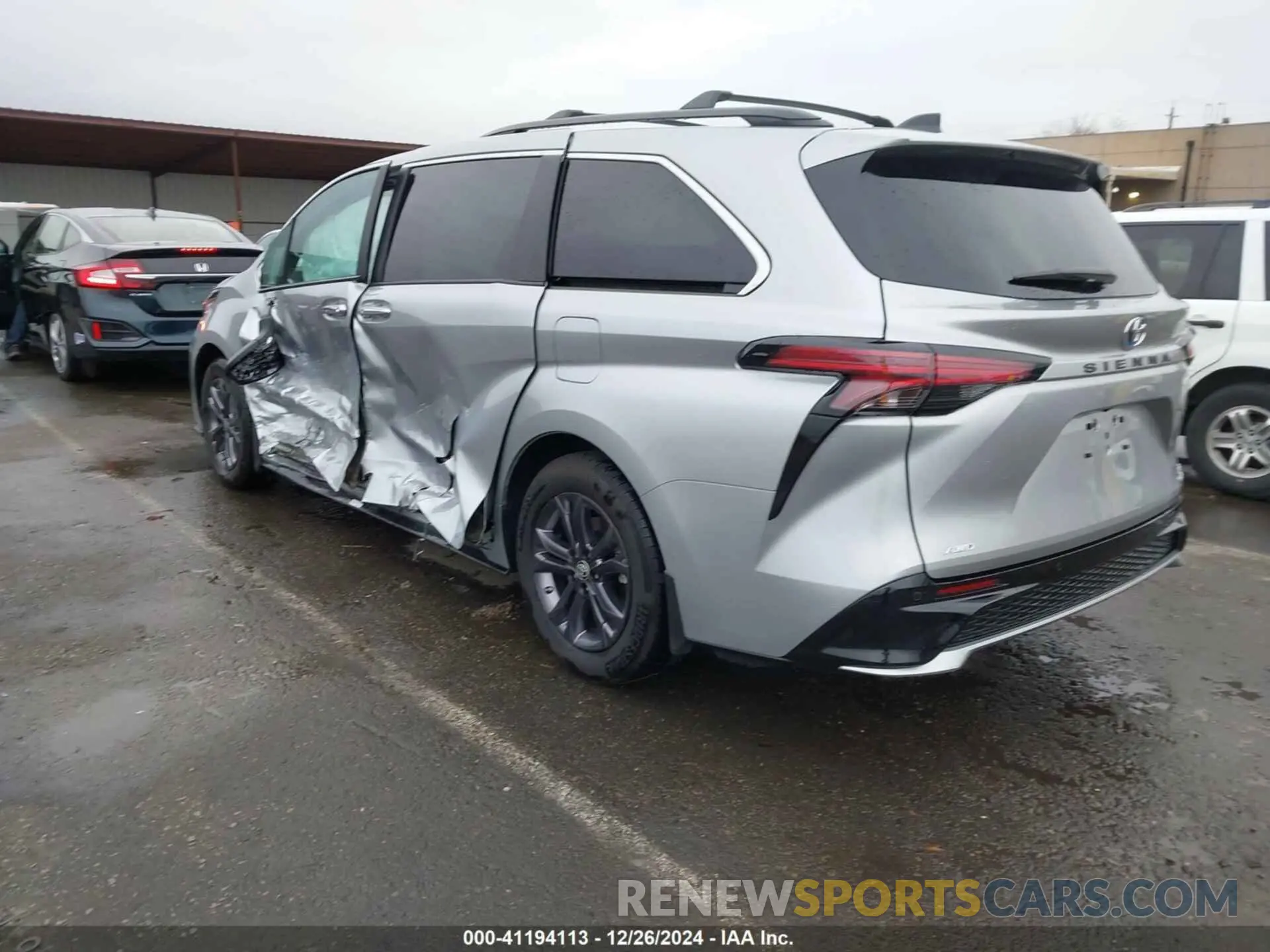 3 fotografías del automóvil dañado 5TDDSKFC0RS140861 TOYOTA SIENNA 2024