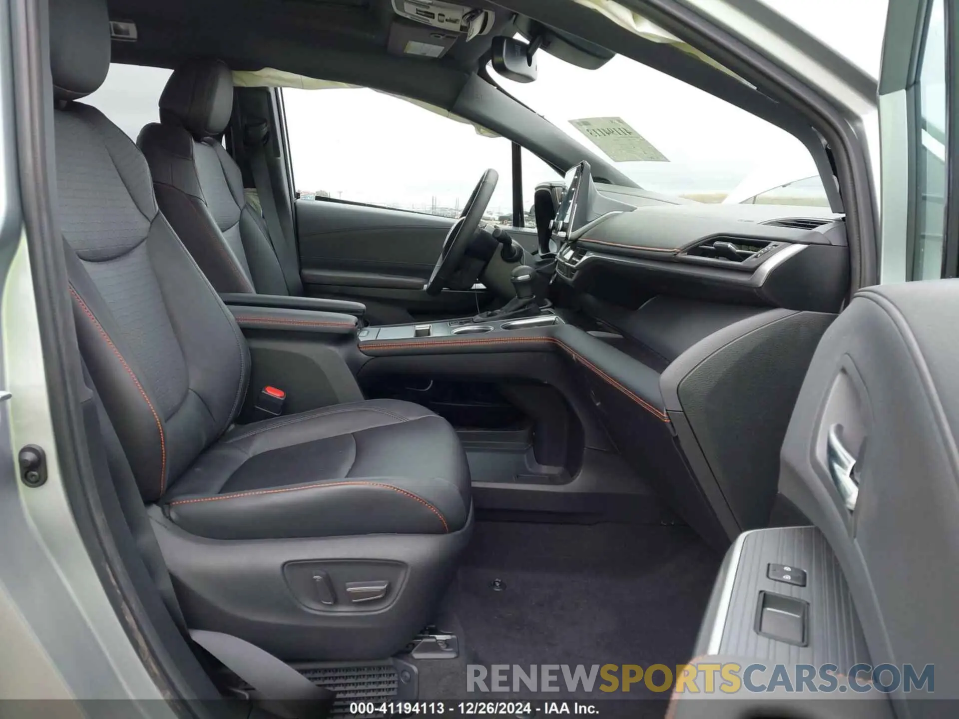 5 fotografías del automóvil dañado 5TDDSKFC0RS140861 TOYOTA SIENNA 2024