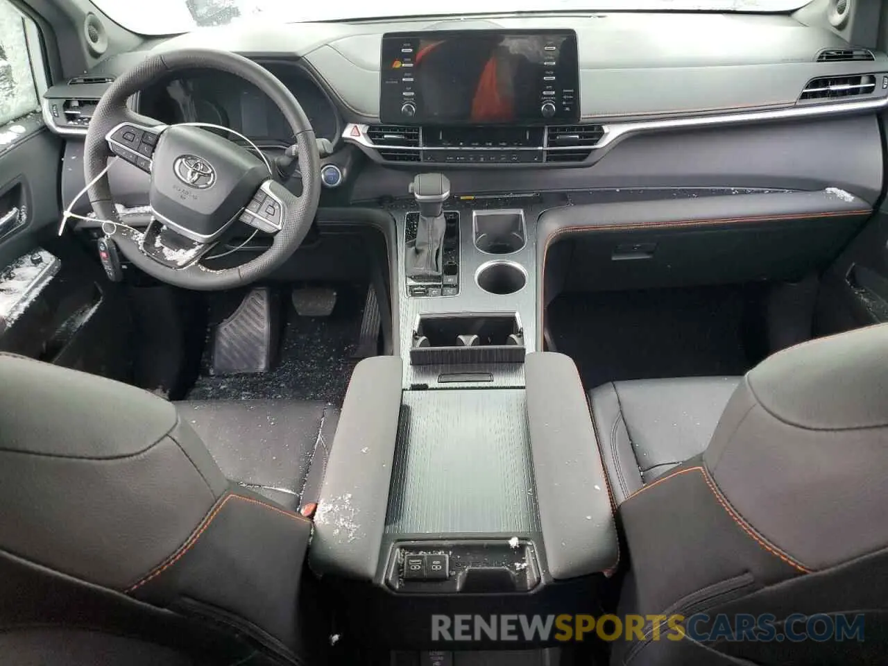 8 fotografías del automóvil dañado 5TDDSKFC6RS134000 TOYOTA SIENNA 2024