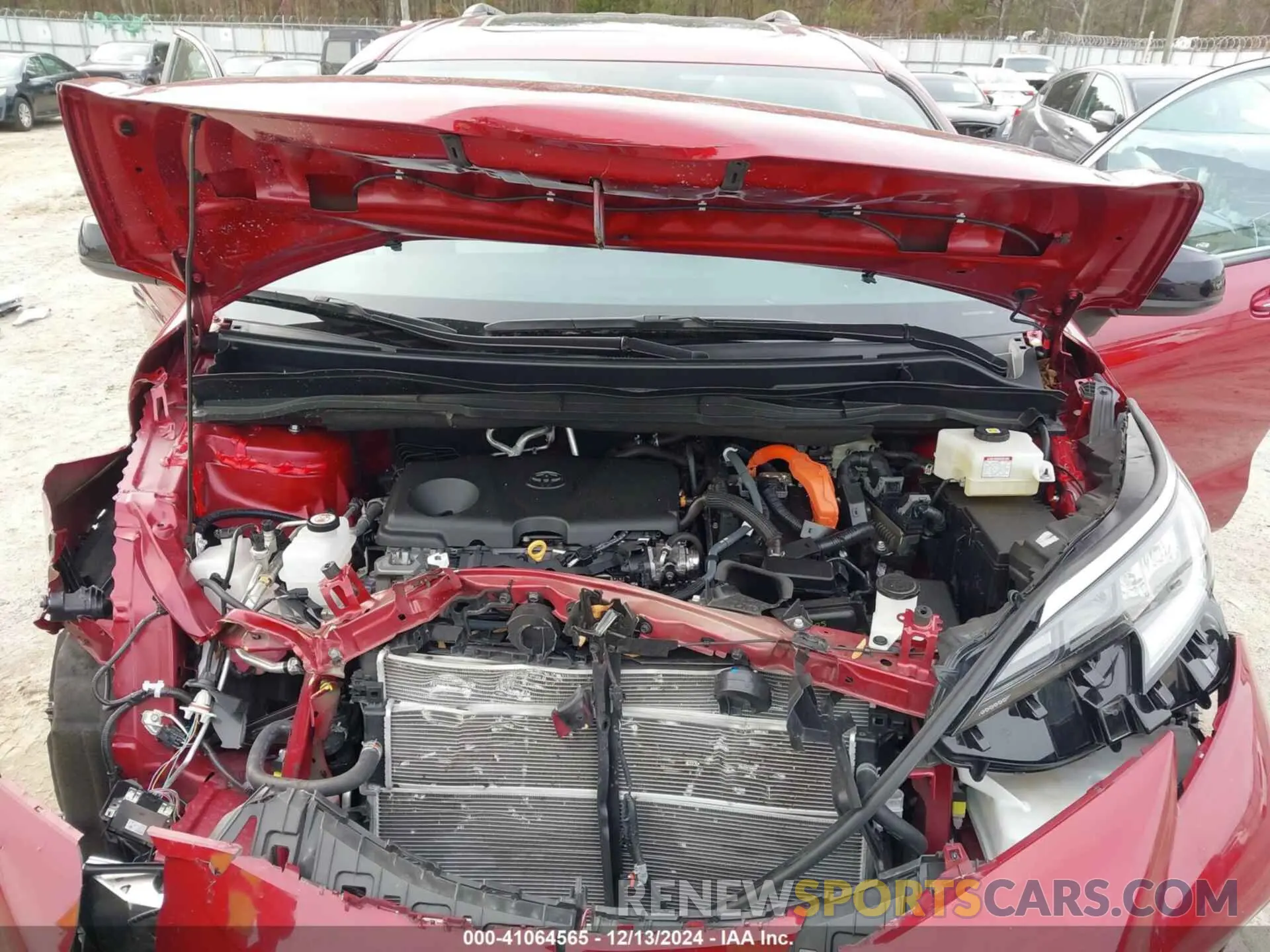 10 fotografías del automóvil dañado 5TDDSKFC8RS115156 TOYOTA SIENNA 2024