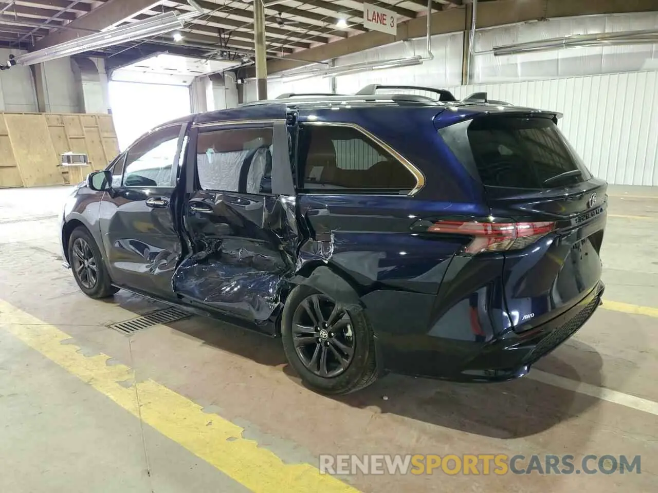 2 fotografías del automóvil dañado 5TDDSKFC9RS126165 TOYOTA SIENNA 2024