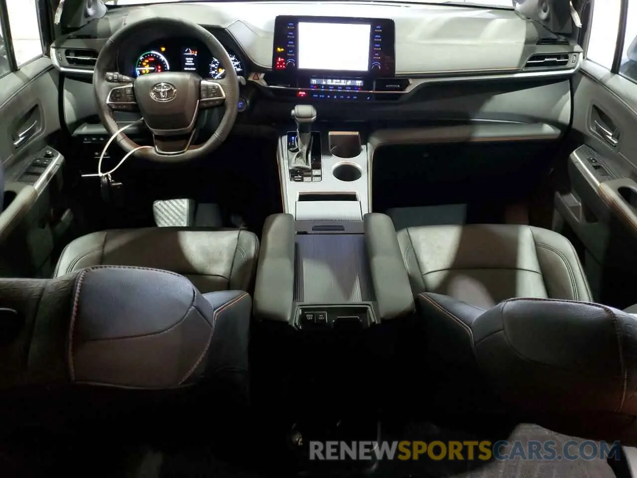 8 fotografías del automóvil dañado 5TDDSKFC9RS126165 TOYOTA SIENNA 2024