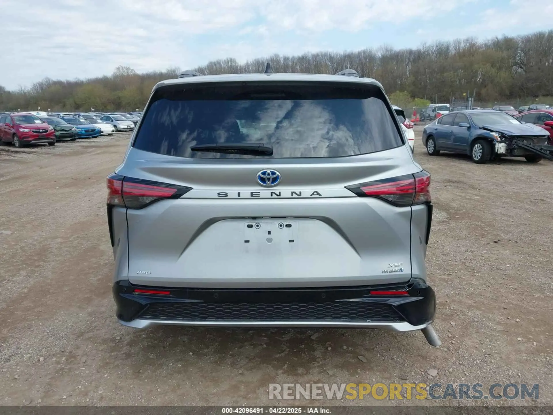 16 fotografías del automóvil dañado 5TDDSKFCXRS143685 TOYOTA SIENNA 2024