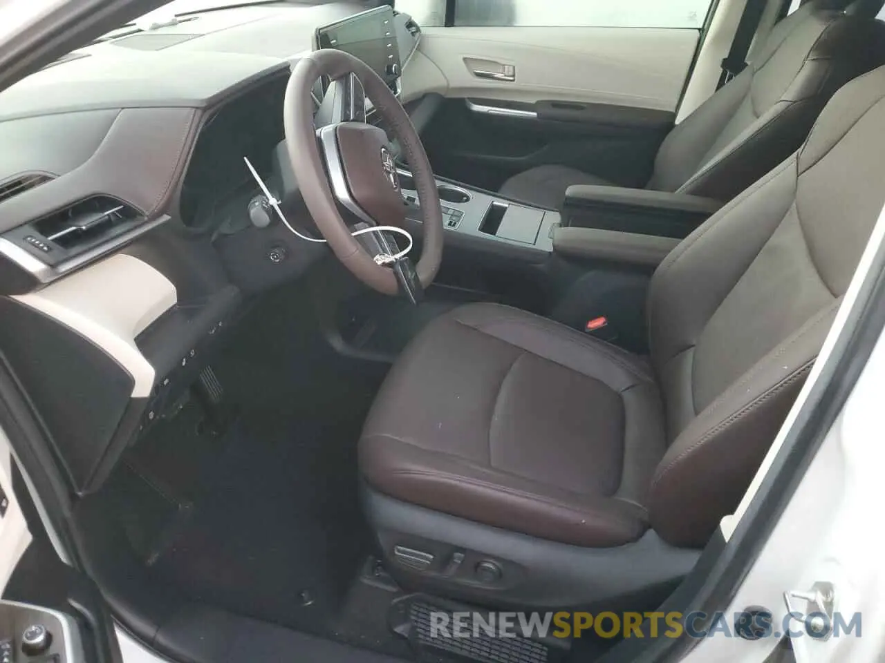 7 fotografías del automóvil dañado 5TDERKEC1RS186362 TOYOTA SIENNA 2024