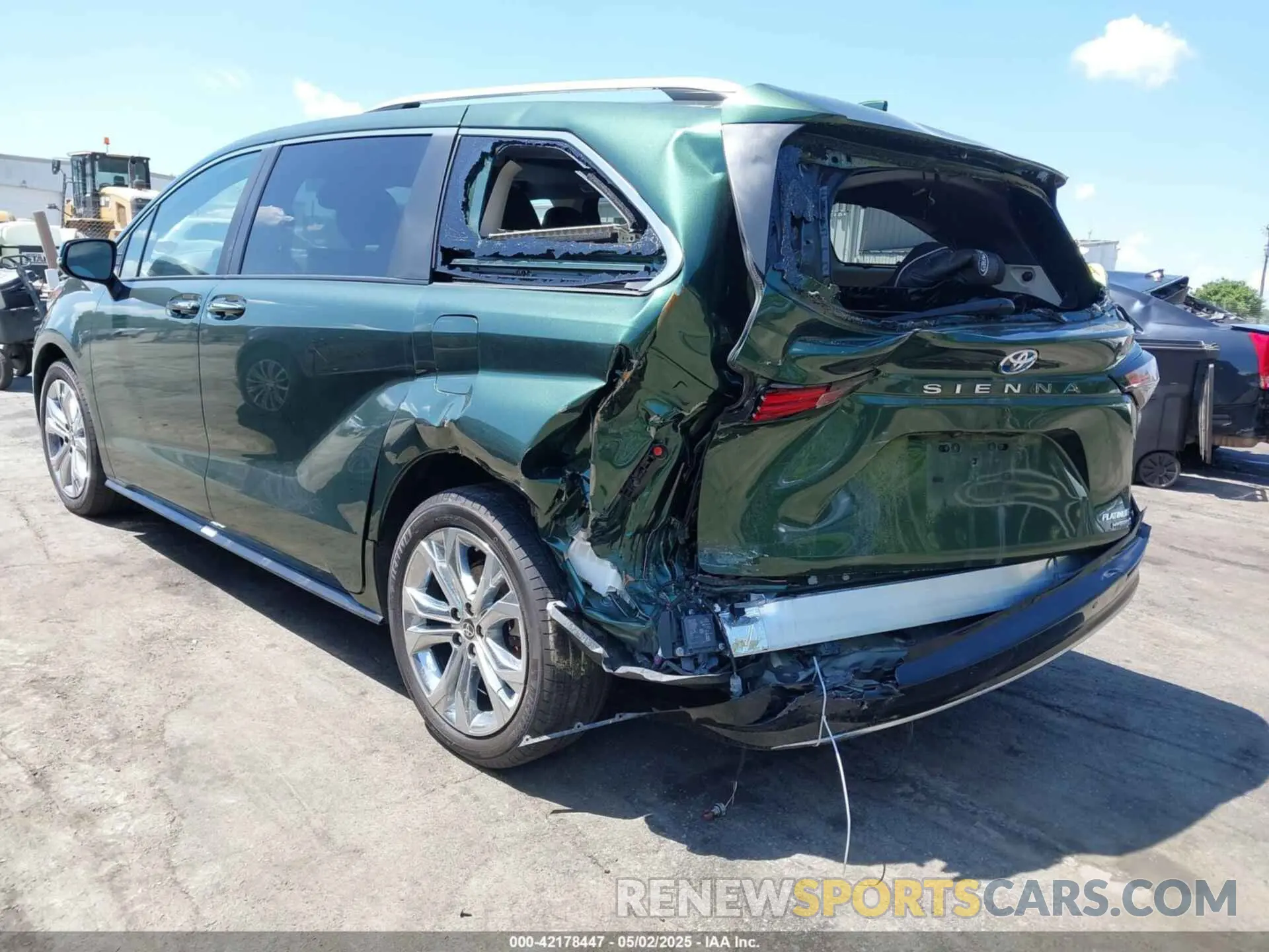 3 fotografías del automóvil dañado 5TDERKEC3RS190557 TOYOTA SIENNA 2024