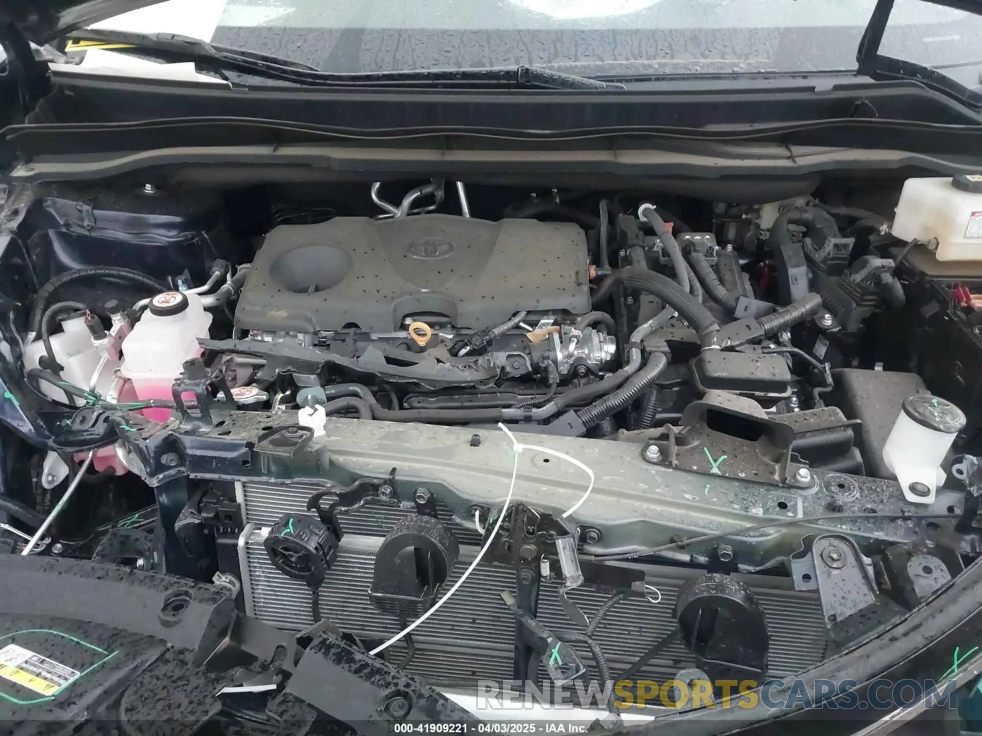 10 fotografías del automóvil dañado 5TDERKEC3RS205588 TOYOTA SIENNA 2024