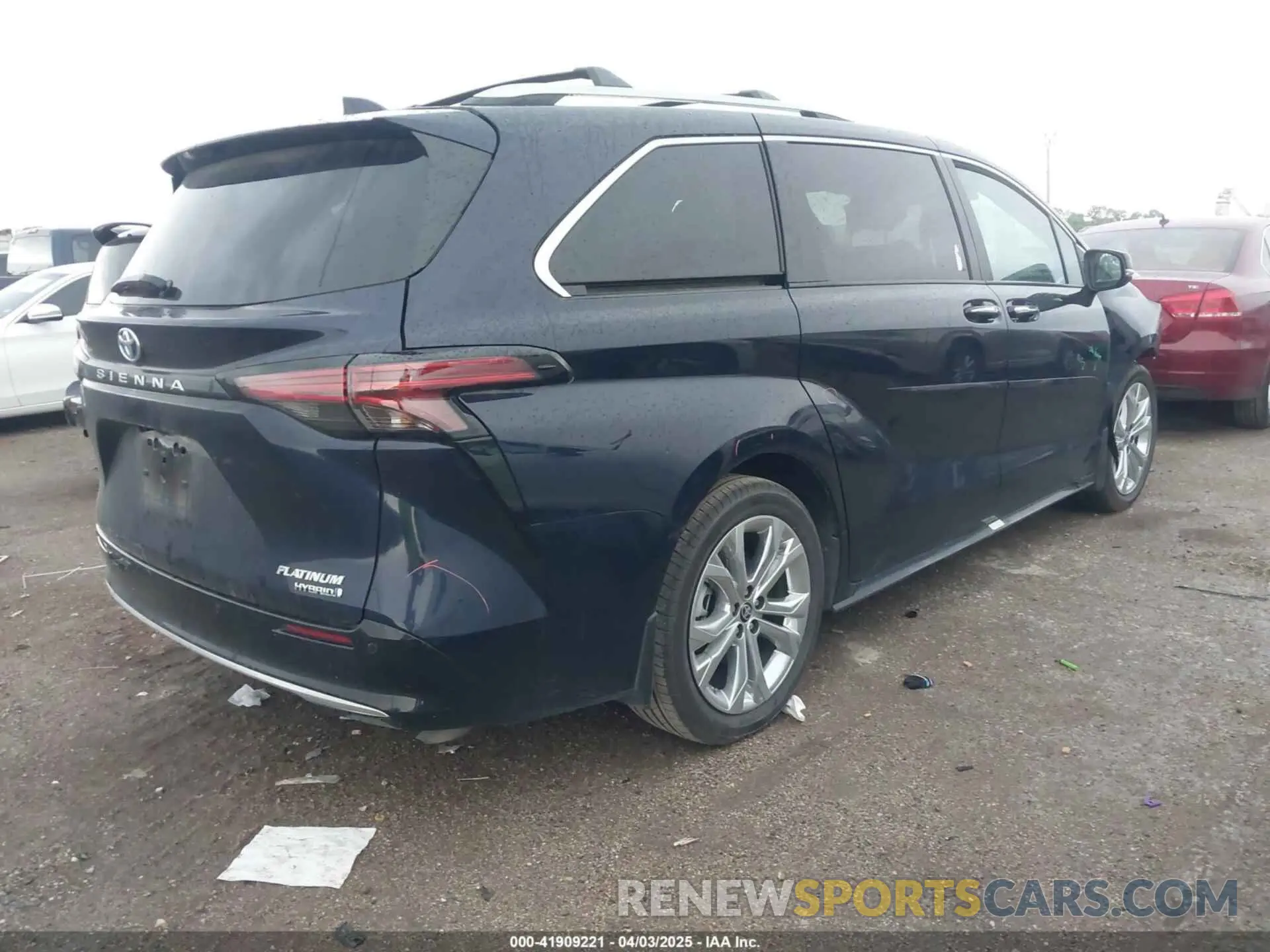 4 fotografías del automóvil dañado 5TDERKEC3RS205588 TOYOTA SIENNA 2024