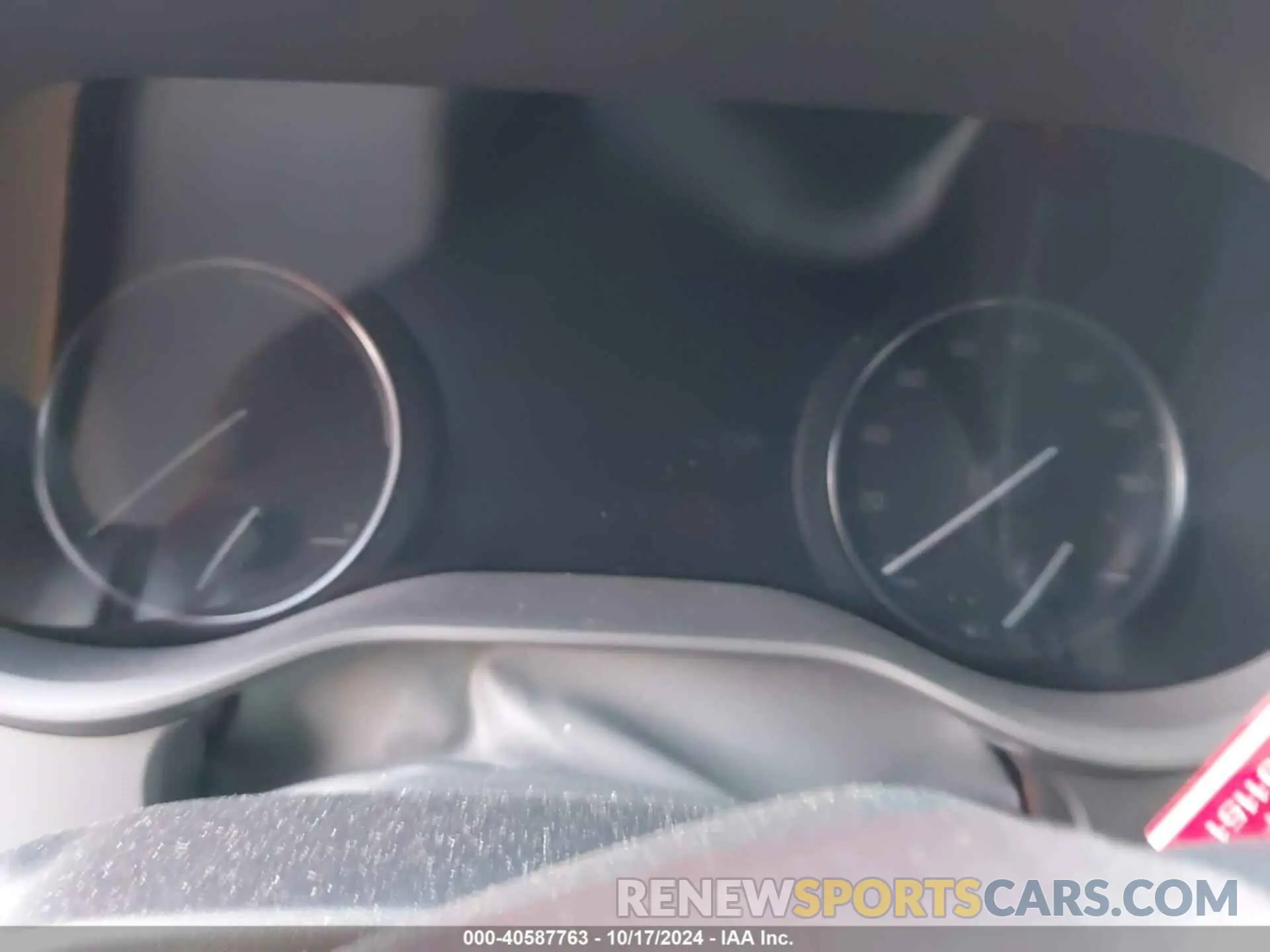 15 fotografías del automóvil dañado 5TDERKEC9RS211671 TOYOTA SIENNA 2024