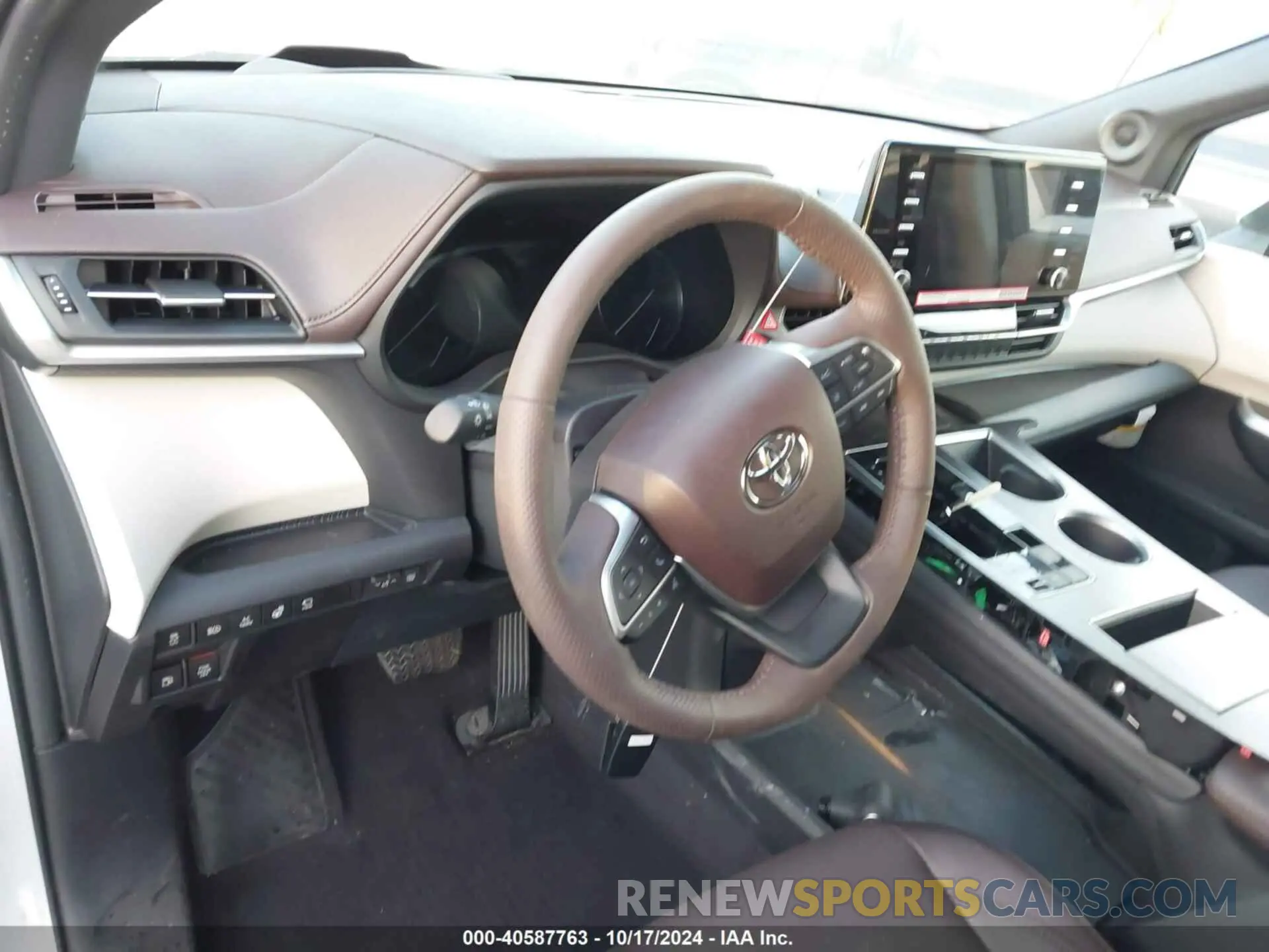 7 fotografías del automóvil dañado 5TDERKEC9RS211671 TOYOTA SIENNA 2024