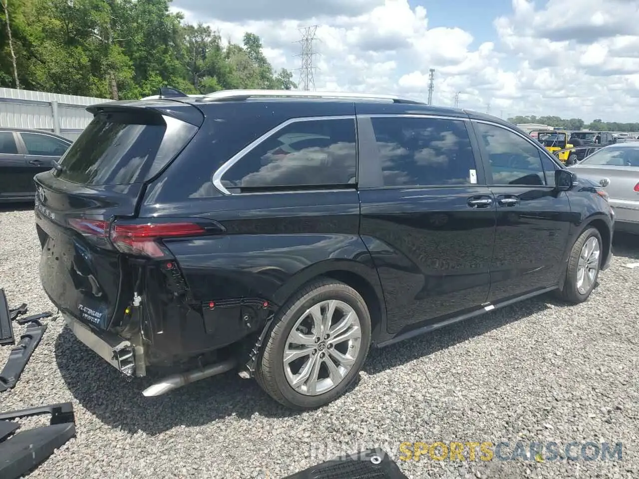 3 fotografías del automóvil dañado 5TDERKECXRS222288 TOYOTA SIENNA 2024