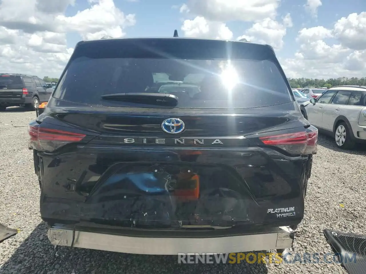 6 fotografías del automóvil dañado 5TDERKECXRS222288 TOYOTA SIENNA 2024