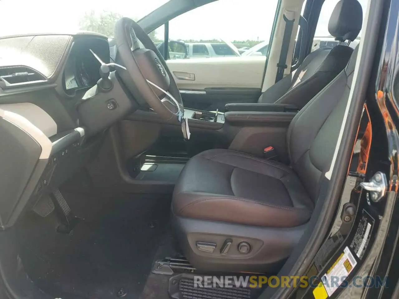 7 fotografías del automóvil dañado 5TDERKECXRS222288 TOYOTA SIENNA 2024