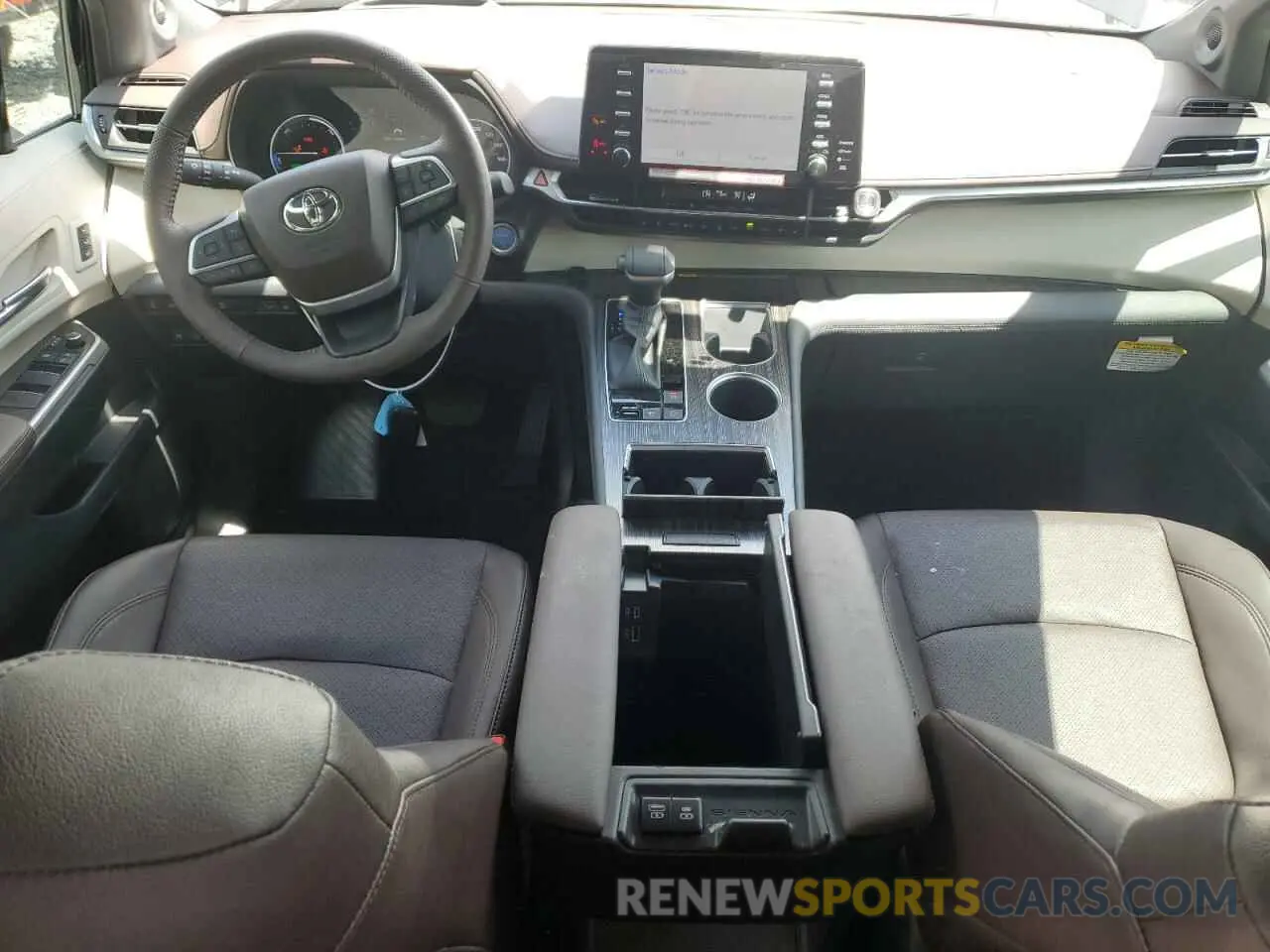 8 fotografías del automóvil dañado 5TDERKECXRS222288 TOYOTA SIENNA 2024