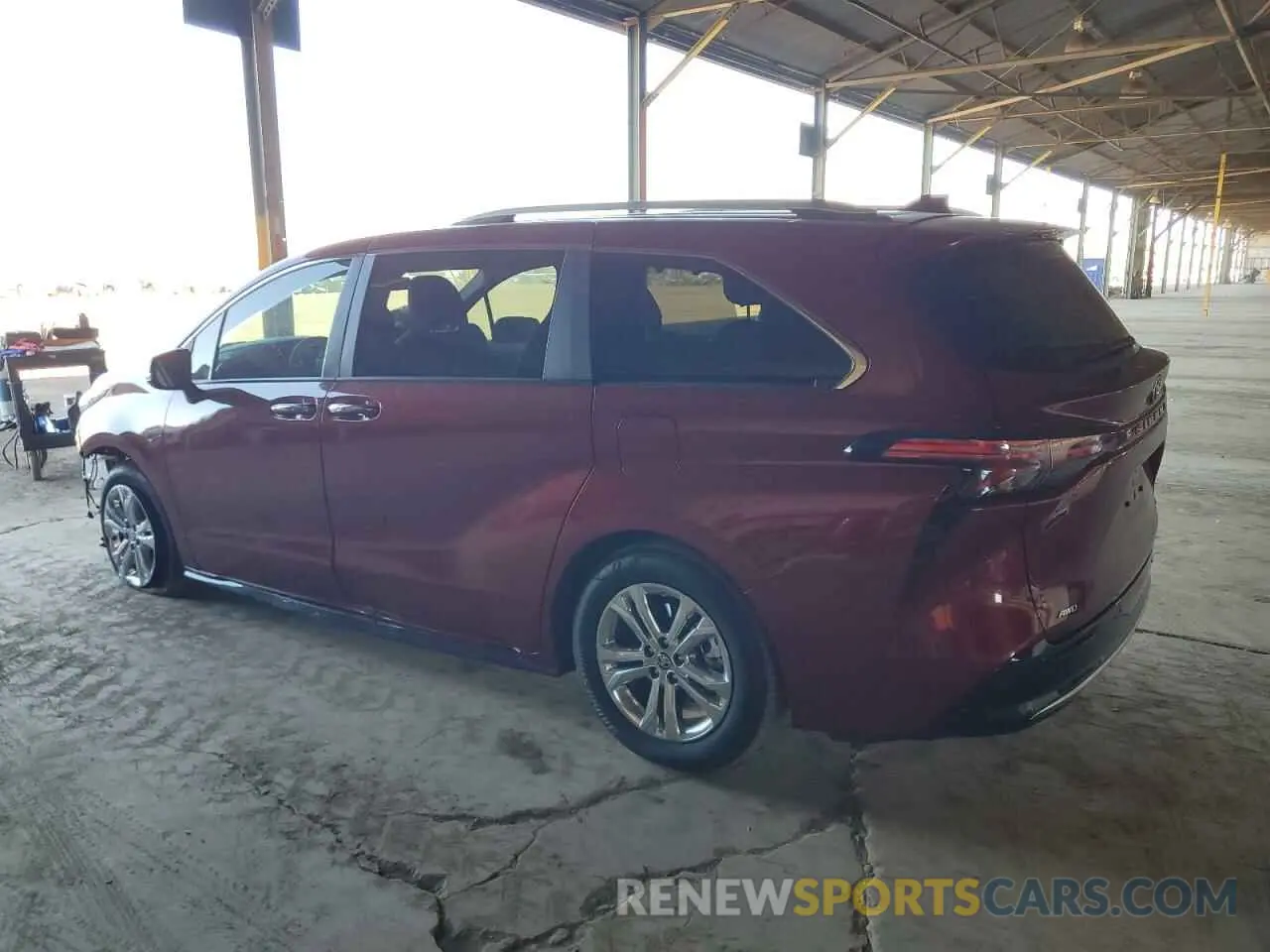 2 fotografías del automóvil dañado 5TDESKFC2RS128067 TOYOTA SIENNA 2024