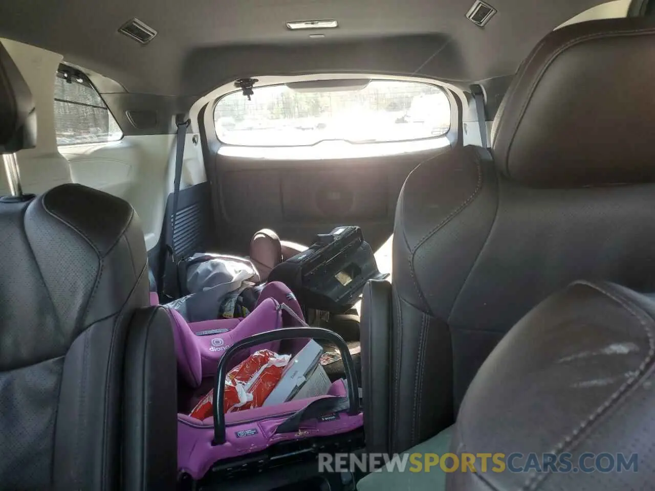 10 fotografías del automóvil dañado 5TDESKFC5RS128385 TOYOTA SIENNA 2024