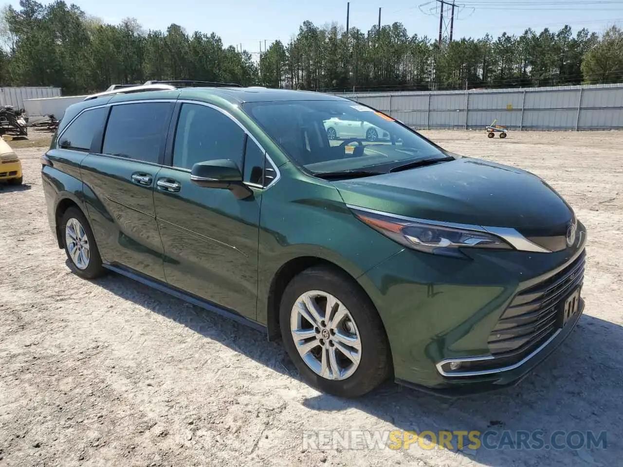 4 fotografías del automóvil dañado 5TDESKFC5RS128385 TOYOTA SIENNA 2024