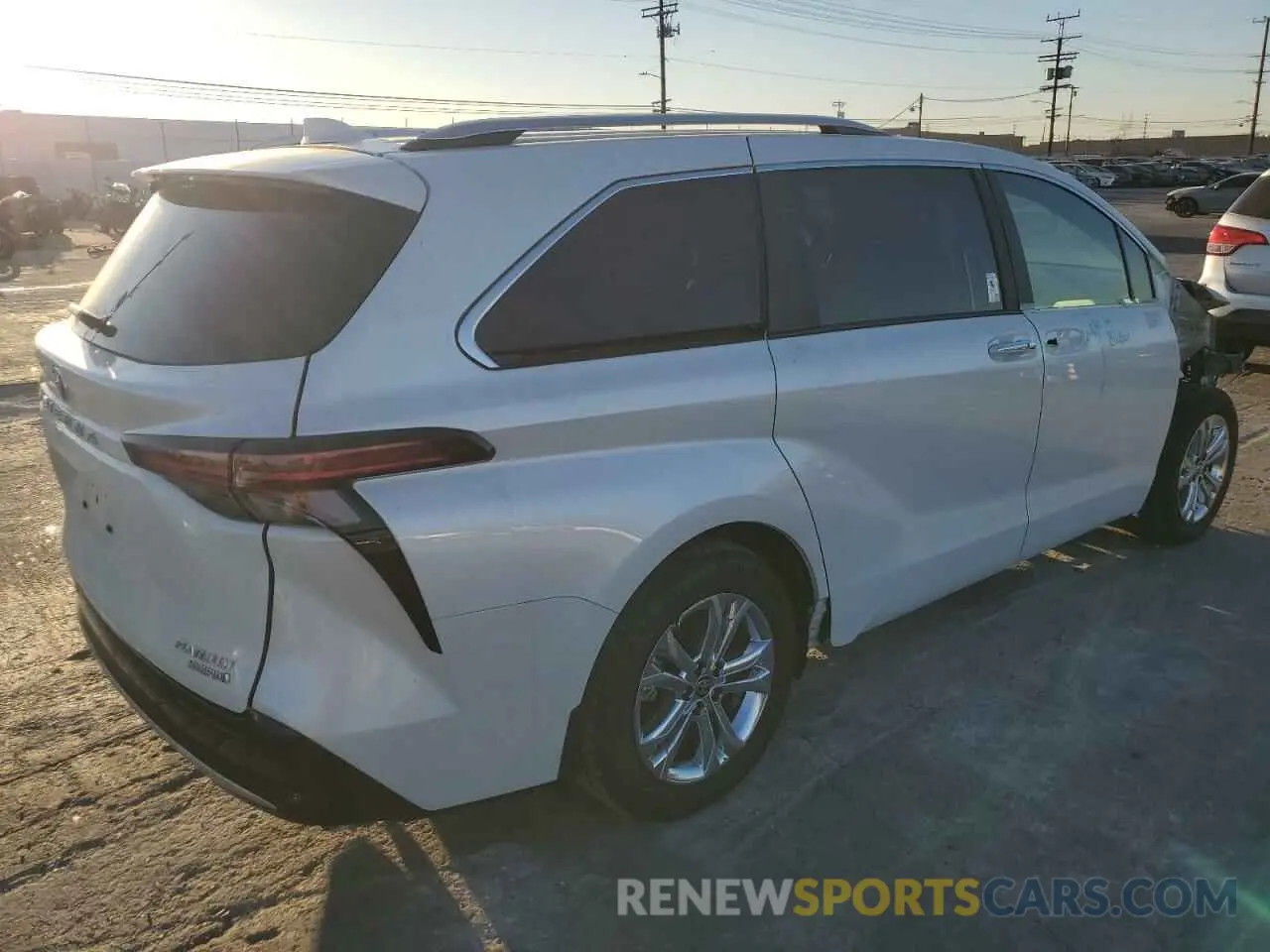 3 fotografías del automóvil dañado 5TDESKFC8RS119874 TOYOTA SIENNA 2024