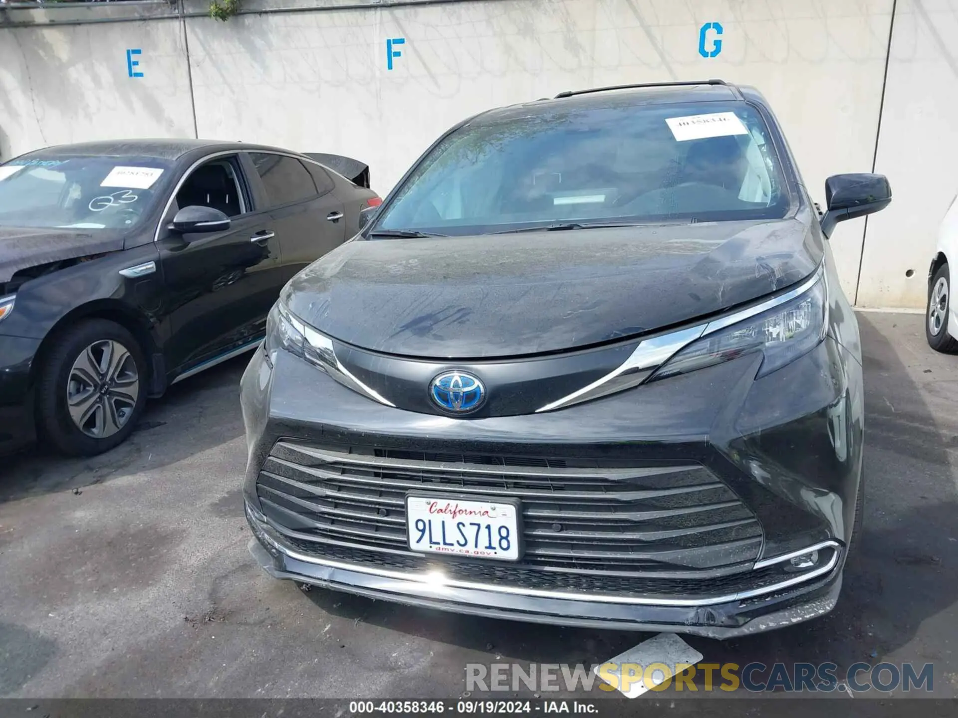 13 fotografías del automóvil dañado 5TDJRKEC6RS197176 TOYOTA SIENNA 2024
