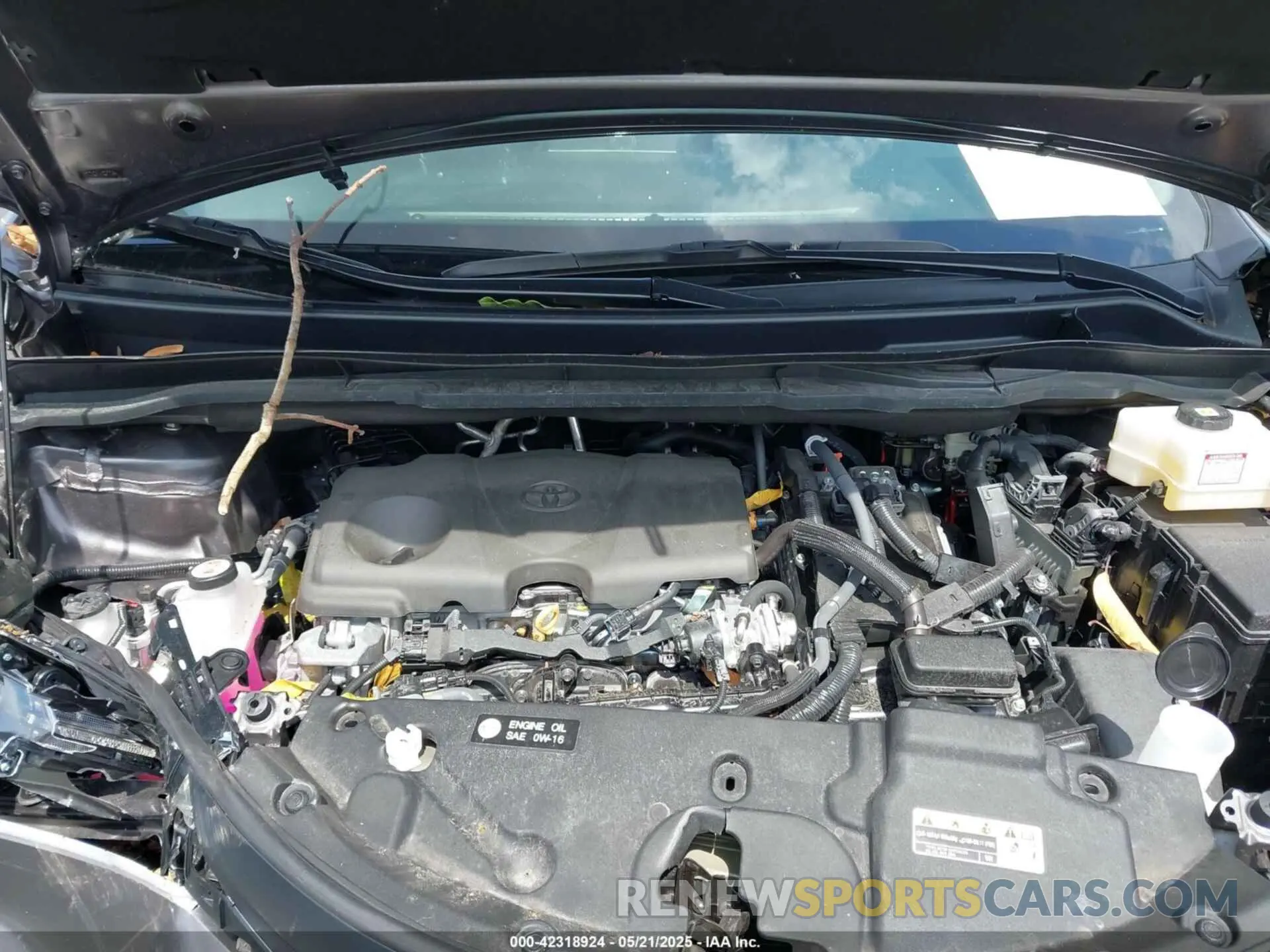 10 fotografías del automóvil dañado 5TDJRKEC7RS219623 TOYOTA SIENNA 2024