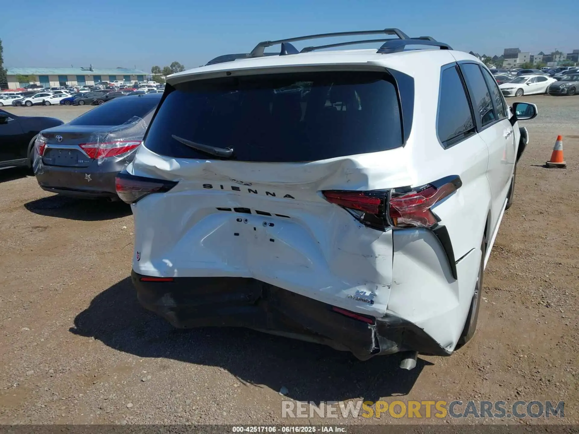 6 fotografías del automóvil dañado 5TDJRKEC8RS220344 TOYOTA SIENNA 2024