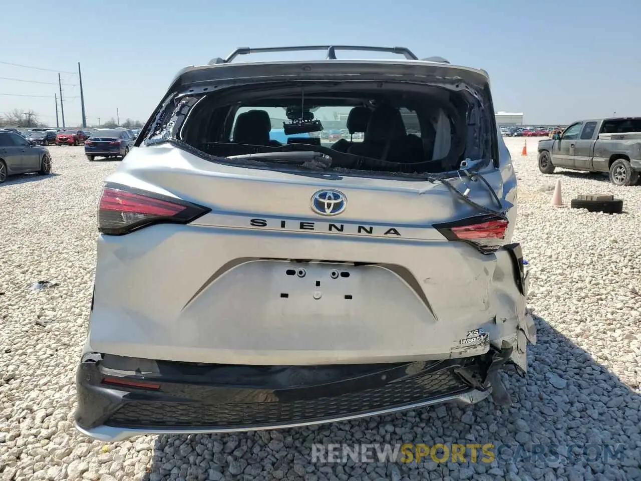 6 fotografías del automóvil dañado 5TDXRKEC0RS205640 TOYOTA SIENNA 2024