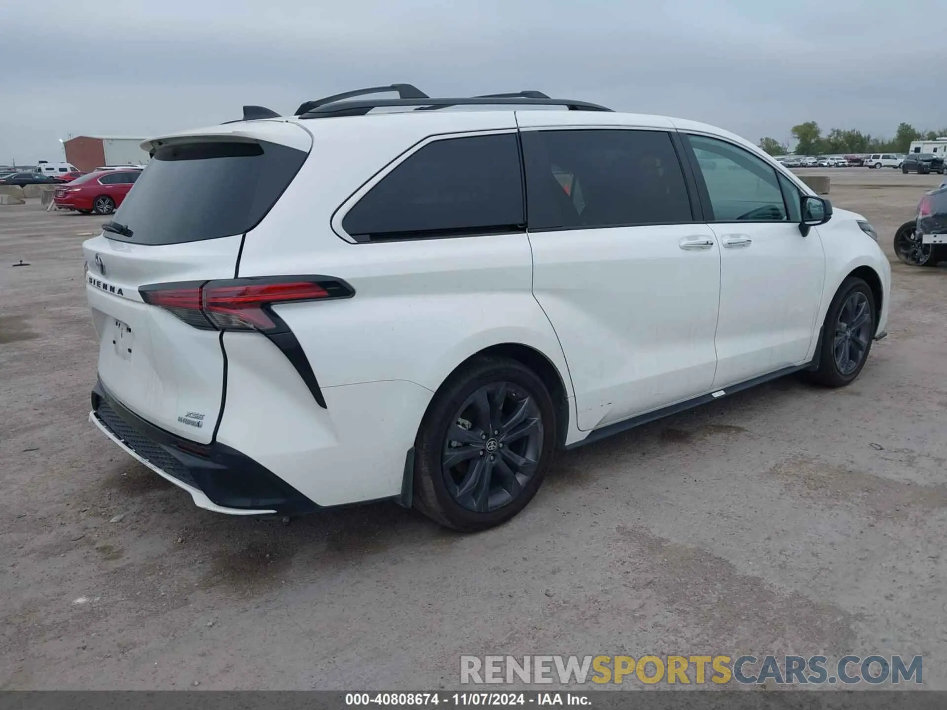 4 fotografías del automóvil dañado 5TDXRKEC1RS198486 TOYOTA SIENNA 2024
