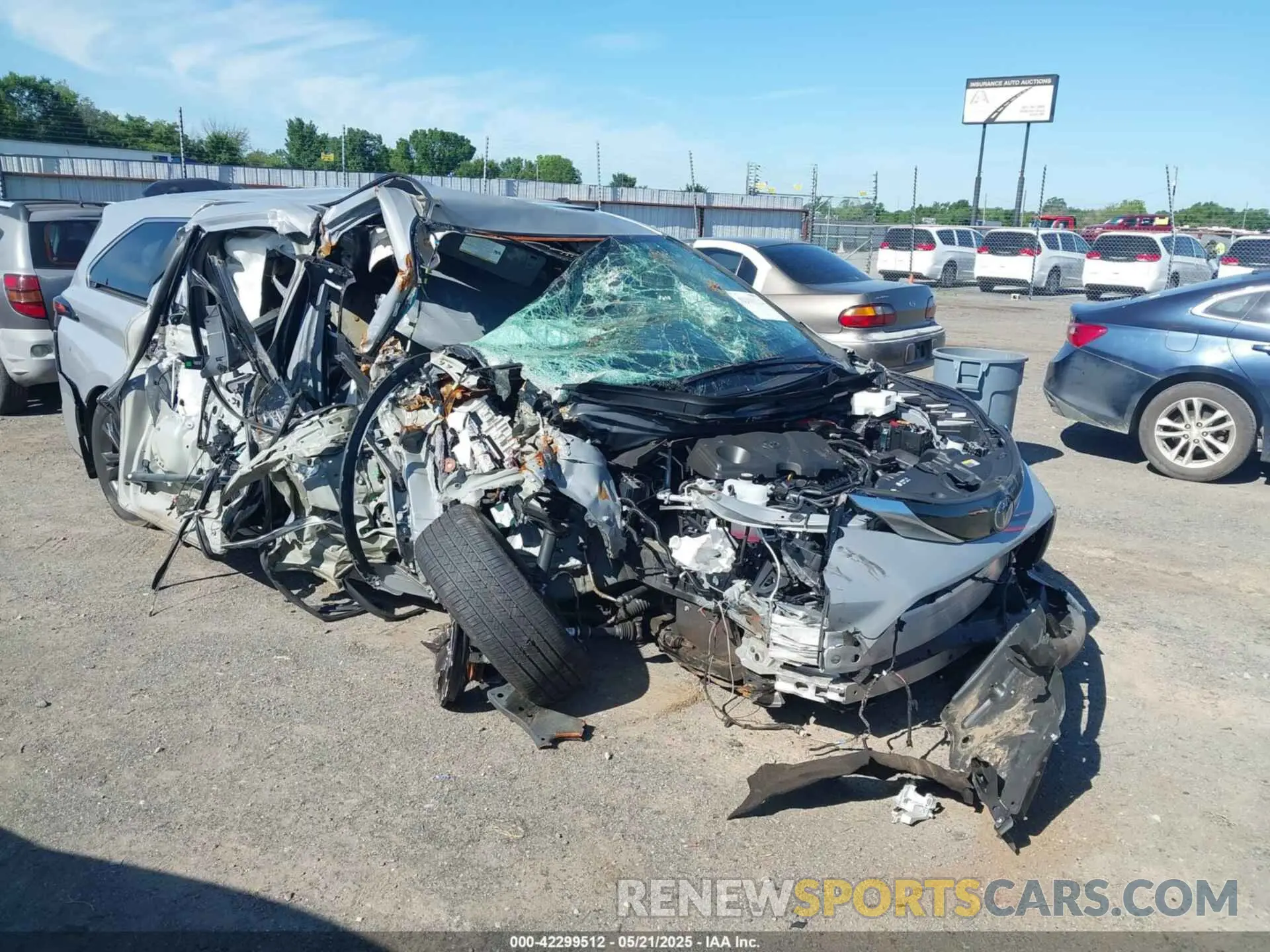 1 fotografías del automóvil dañado 5TDXSKFC0RS135429 TOYOTA SIENNA 2024