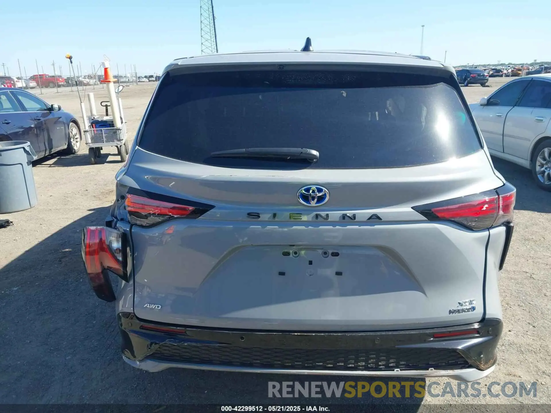 16 fotografías del automóvil dañado 5TDXSKFC0RS135429 TOYOTA SIENNA 2024