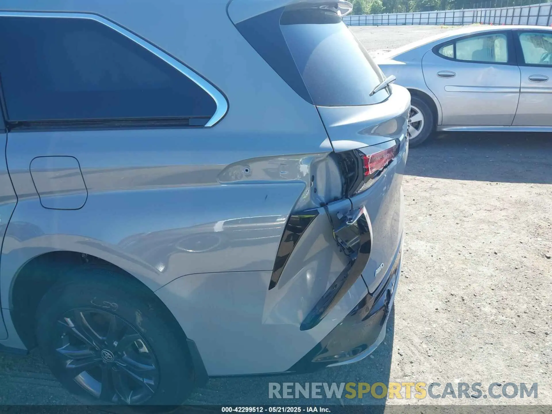 20 fotografías del automóvil dañado 5TDXSKFC0RS135429 TOYOTA SIENNA 2024