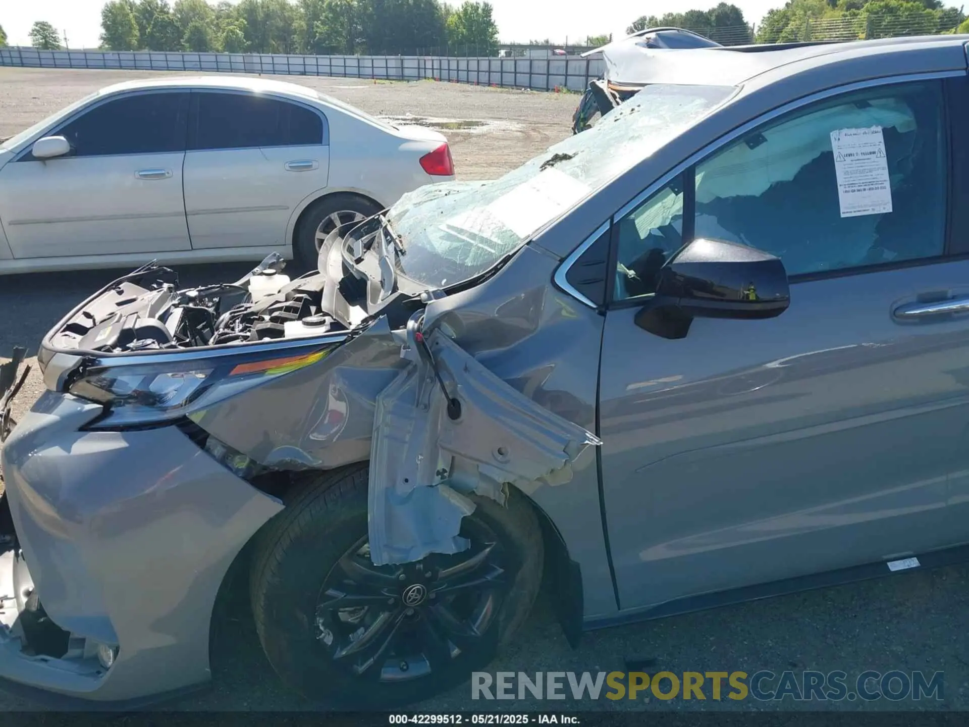 21 fotografías del automóvil dañado 5TDXSKFC0RS135429 TOYOTA SIENNA 2024