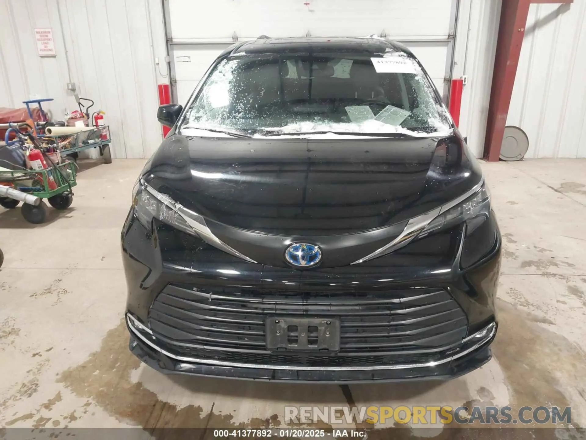 12 fotografías del automóvil dañado 5TDYRKEC3RS186814 TOYOTA SIENNA 2024