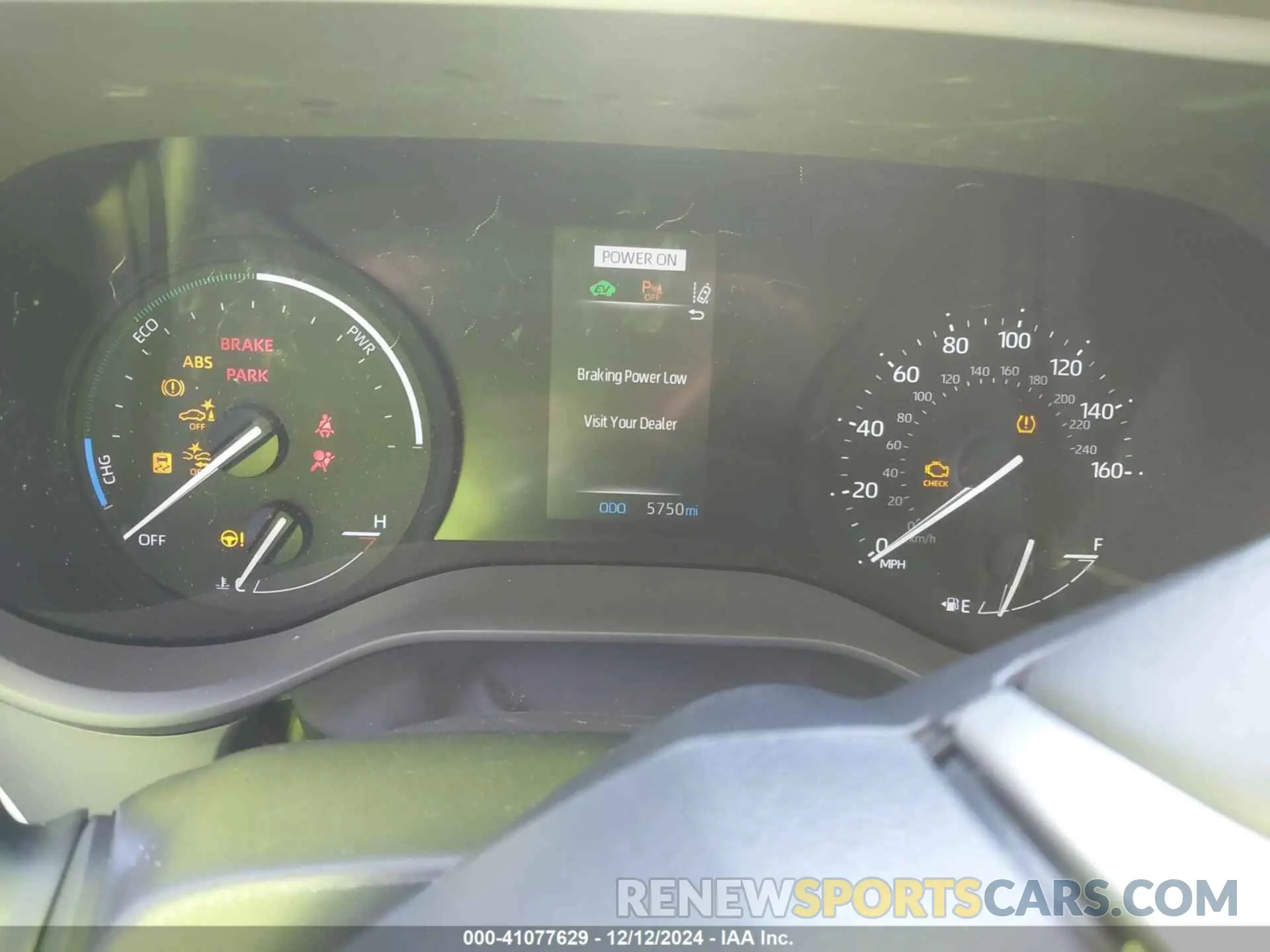 7 fotografías del automóvil dañado 5TDYRKEC6RS204805 TOYOTA SIENNA 2024