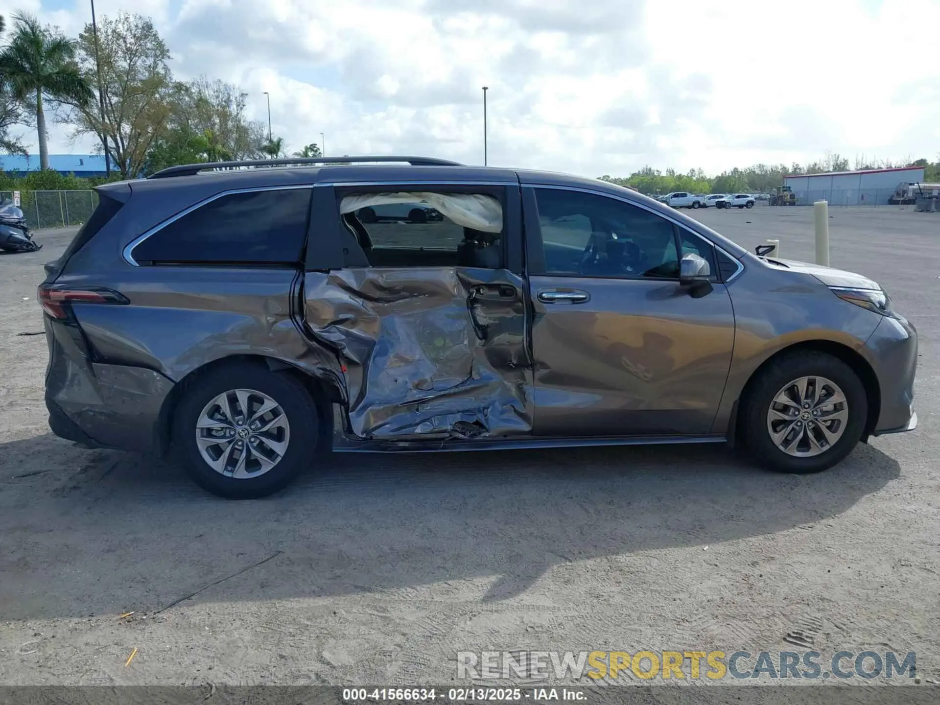 6 fotografías del automóvil dañado 5TDYRKEC7RS224934 TOYOTA SIENNA 2024