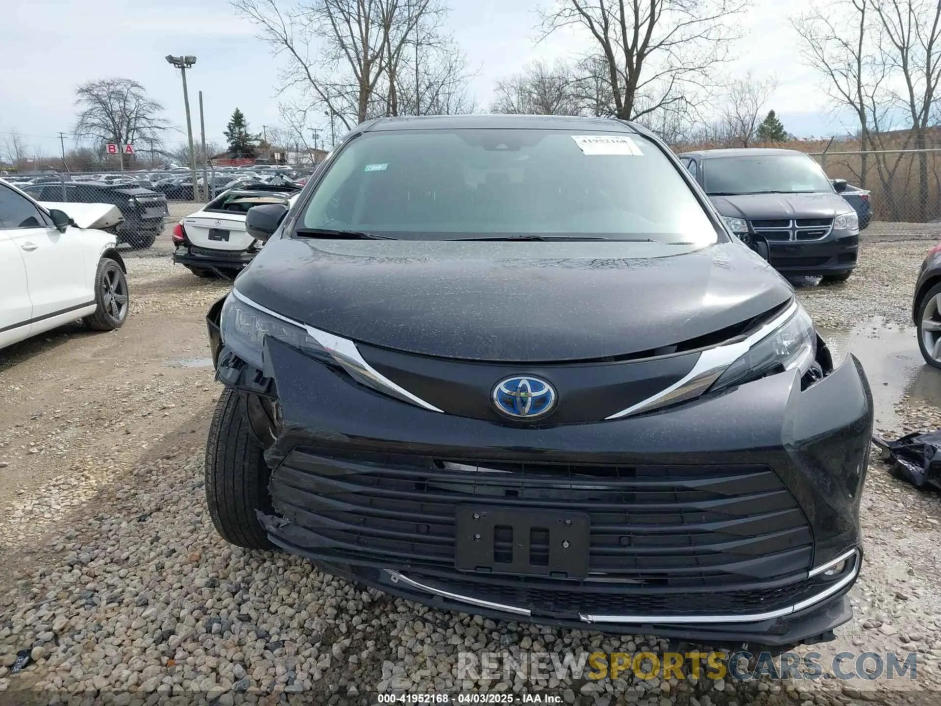 11 fotografías del automóvil dañado 5TDYSKFC6RS151705 TOYOTA SIENNA 2024
